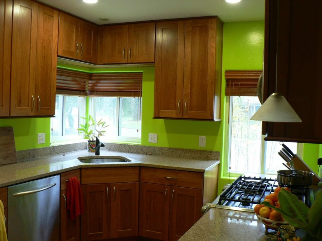 Green-Kitchen-Walls-Picture