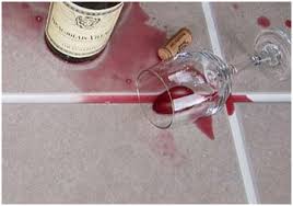 enlever une tâche de vin sur du carrelage